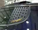Nueva moldura de letras de agujero de placa de deportes de vidrio de pilar C para Kia Stinger 18-19