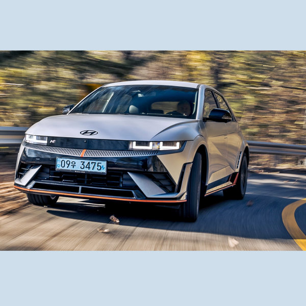 Car and Driver USA Best 10 - Ioniq 5 / Telluride / GV70