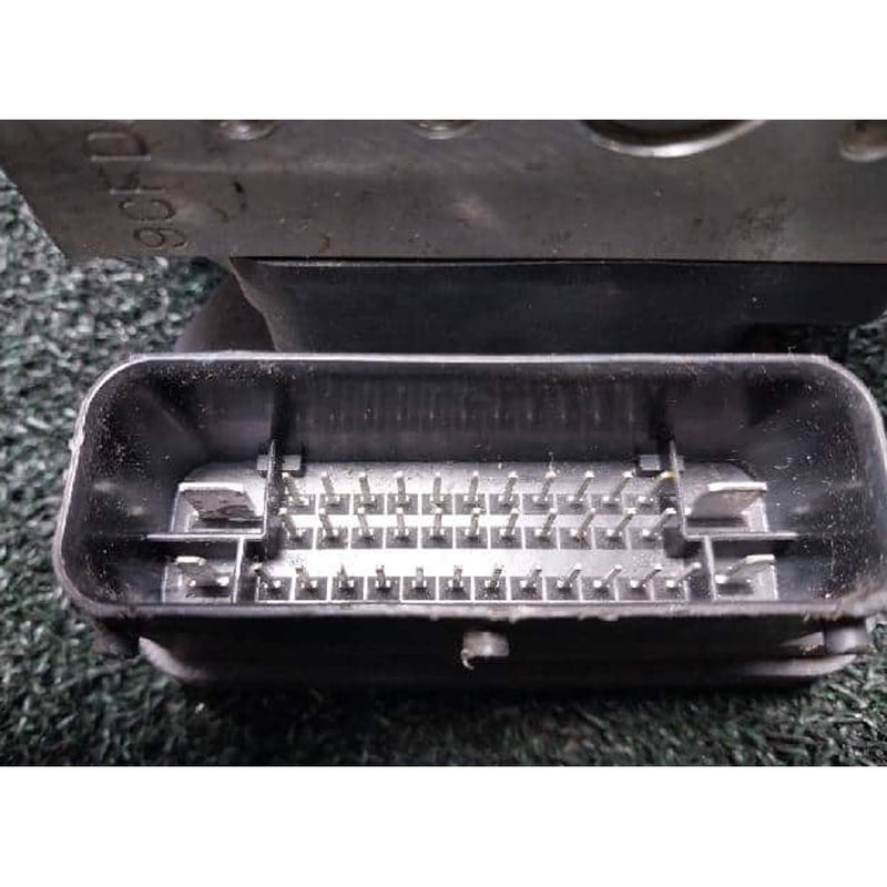 Módulo ABS hidráulico genuino 589204R500 para Hyundai Sonata YF 2011-2015